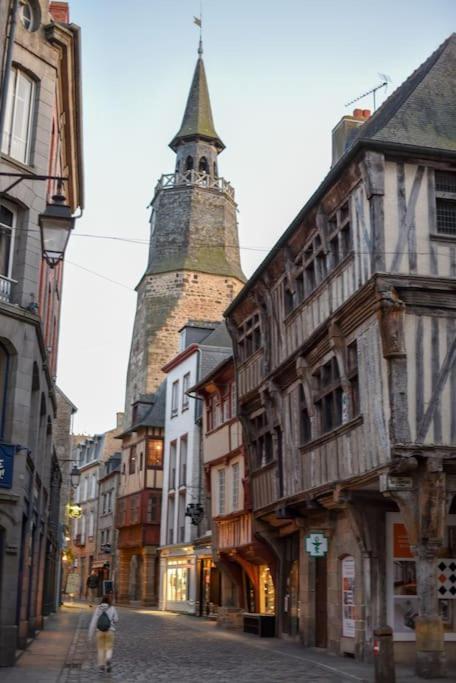 Les Remparts De Dinan . F3 Intramuros. Avec Wifi Екстериор снимка