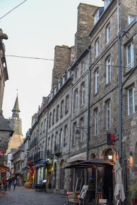 Les Remparts De Dinan . F3 Intramuros. Avec Wifi Екстериор снимка